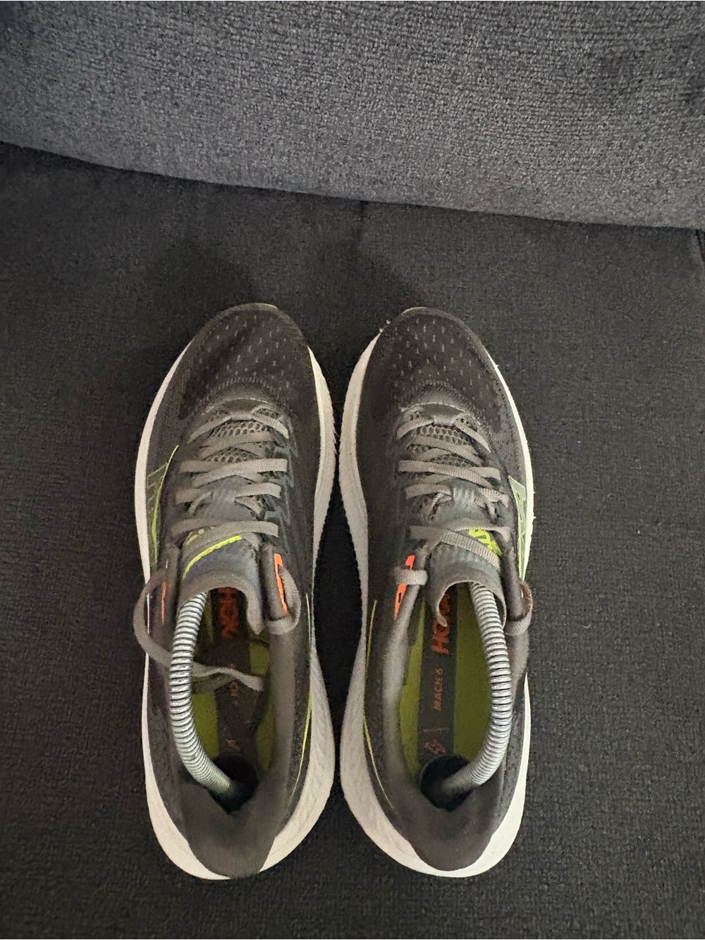 Hoka One One Mach 6 Gray White Sneaker Mens Size 9.5 - Picture 5 of 7